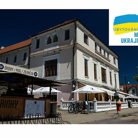 Grandhotel Sluchatko - Ex Zamecky Hotel Vranov nad Dyjí Eksteriør billede