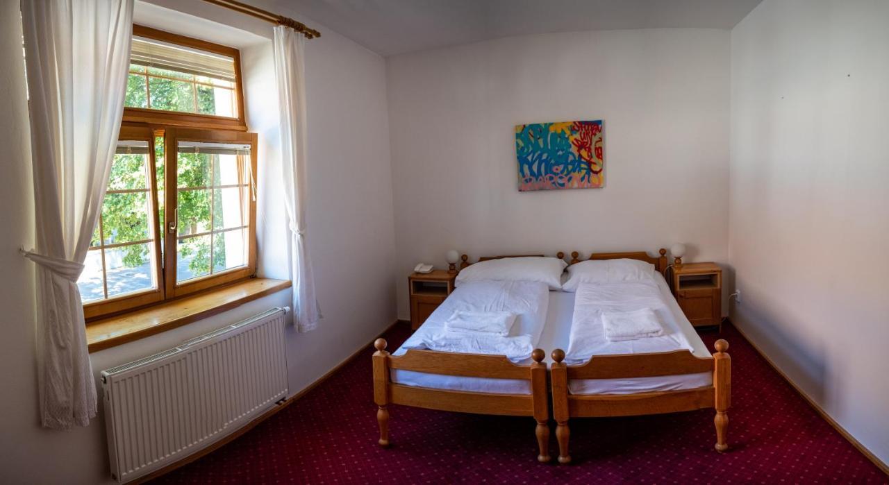 Grandhotel Sluchatko - Ex Zamecky Hotel Vranov nad Dyjí Eksteriør billede