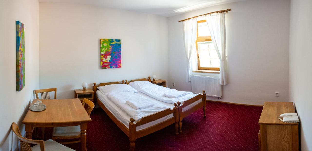 Grandhotel Sluchatko - Ex Zamecky Hotel Vranov nad Dyjí Eksteriør billede